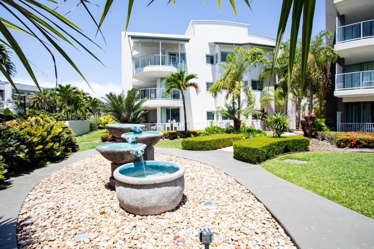 Appartement By The Sea Shore With Pool à Airlie Beach Extérieur photo