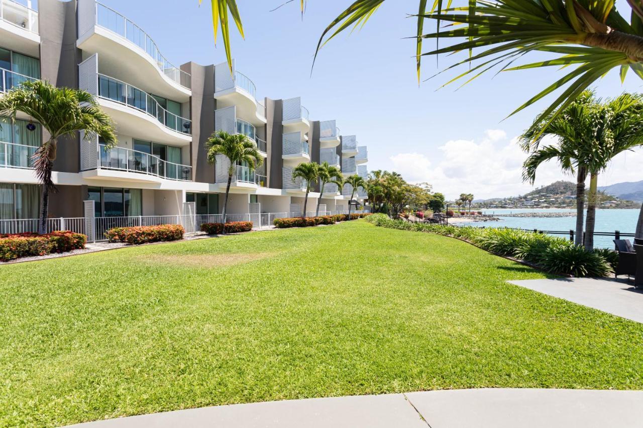 Appartement By The Sea Shore With Pool à Airlie Beach Extérieur photo