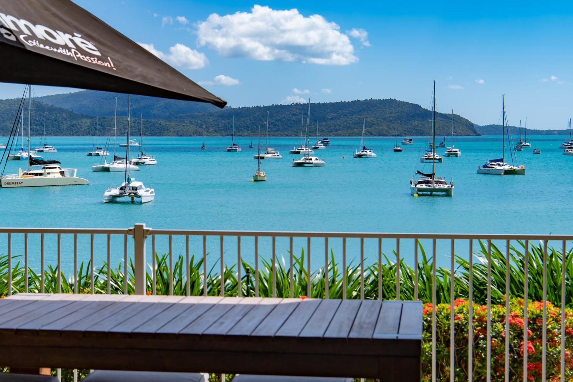 Appartement By The Sea Shore With Pool à Airlie Beach Extérieur photo